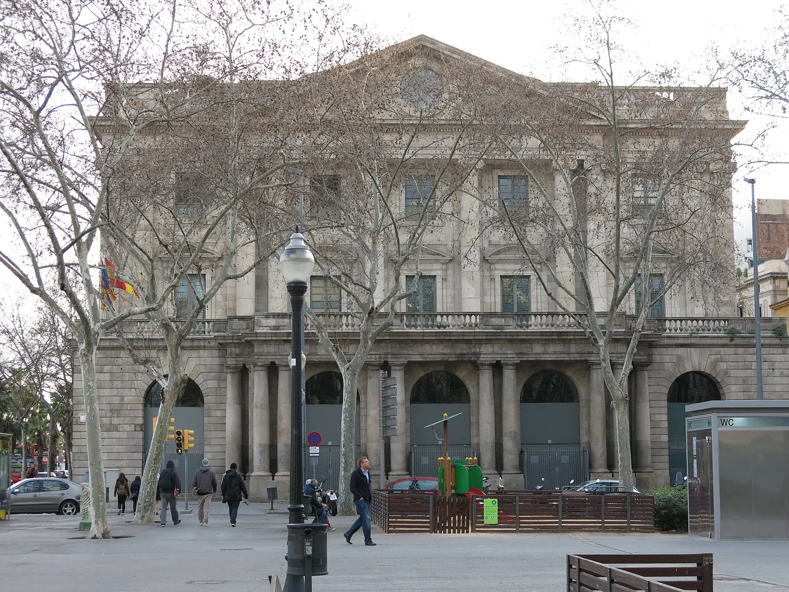 Fachada de la Llotja de Mar de Barcelona en el Pla de Palau